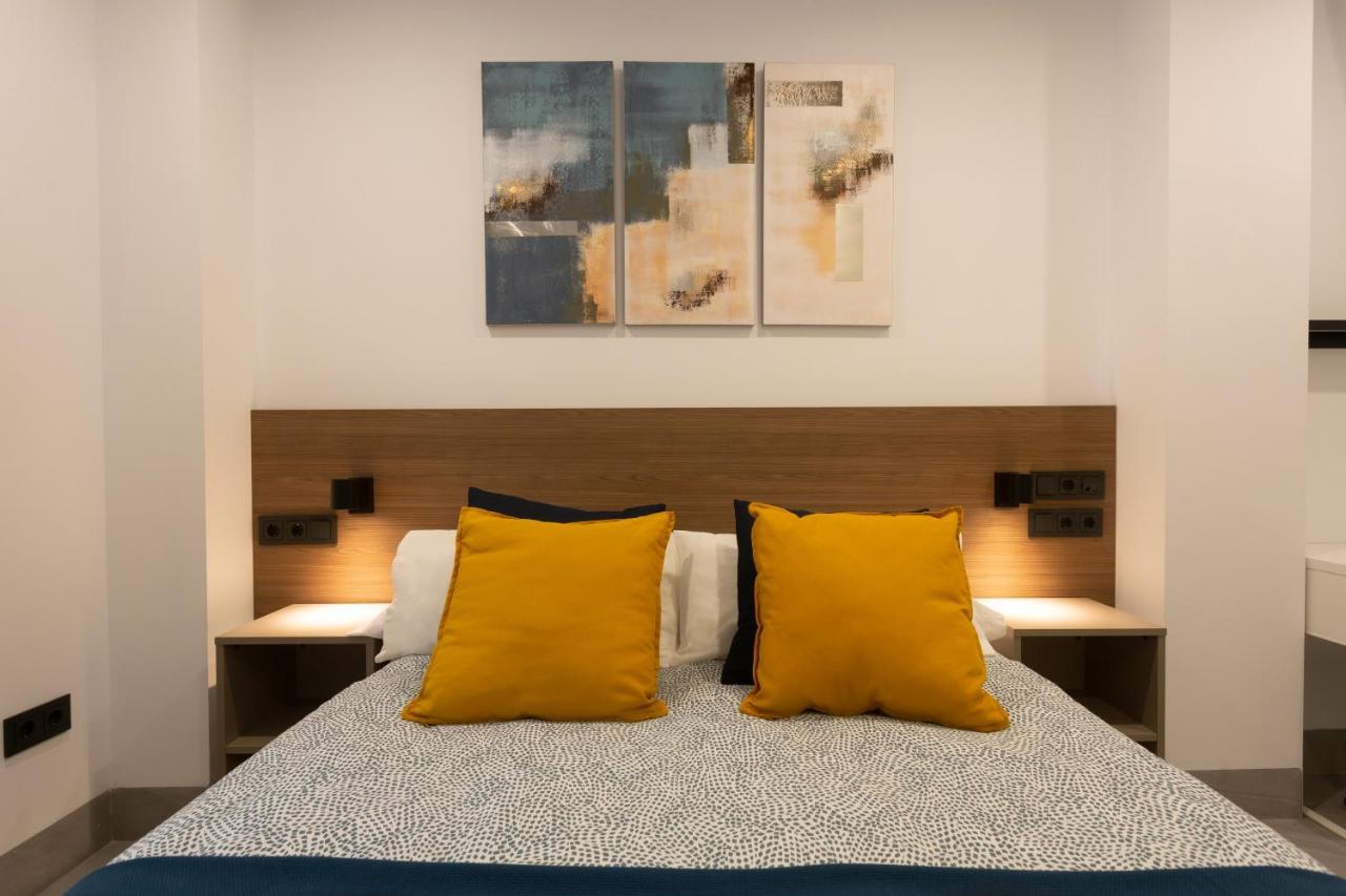 Apartamentos Bajeles Sevilla Urban Zewnętrze zdjęcie