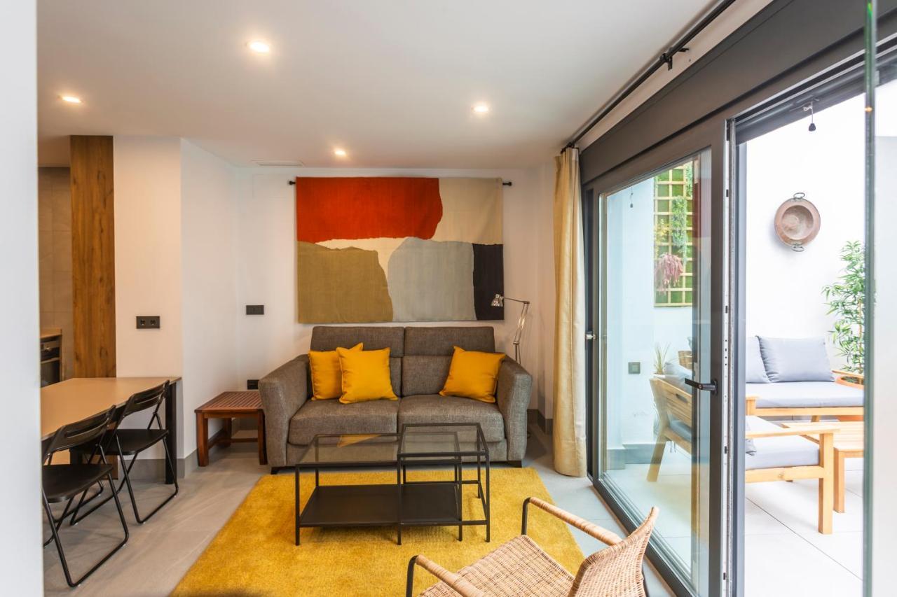 Apartamentos Bajeles Sevilla Urban Zewnętrze zdjęcie