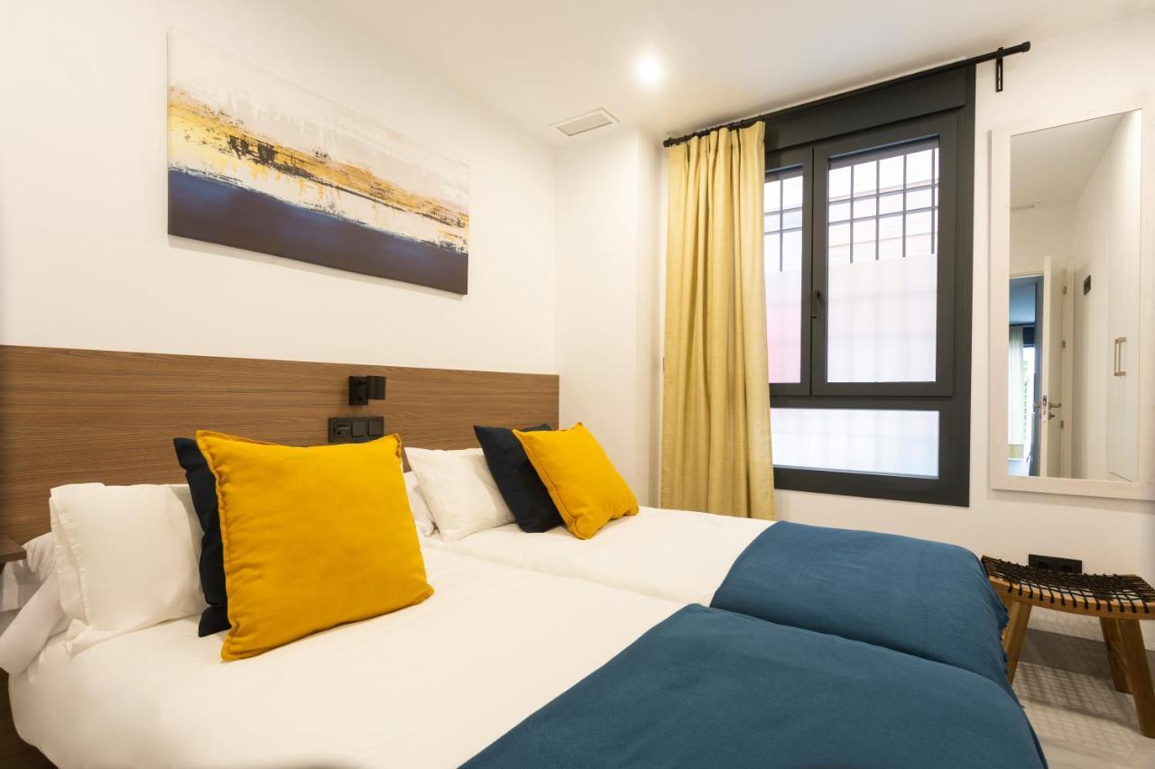 Apartamentos Bajeles Sevilla Urban Zewnętrze zdjęcie