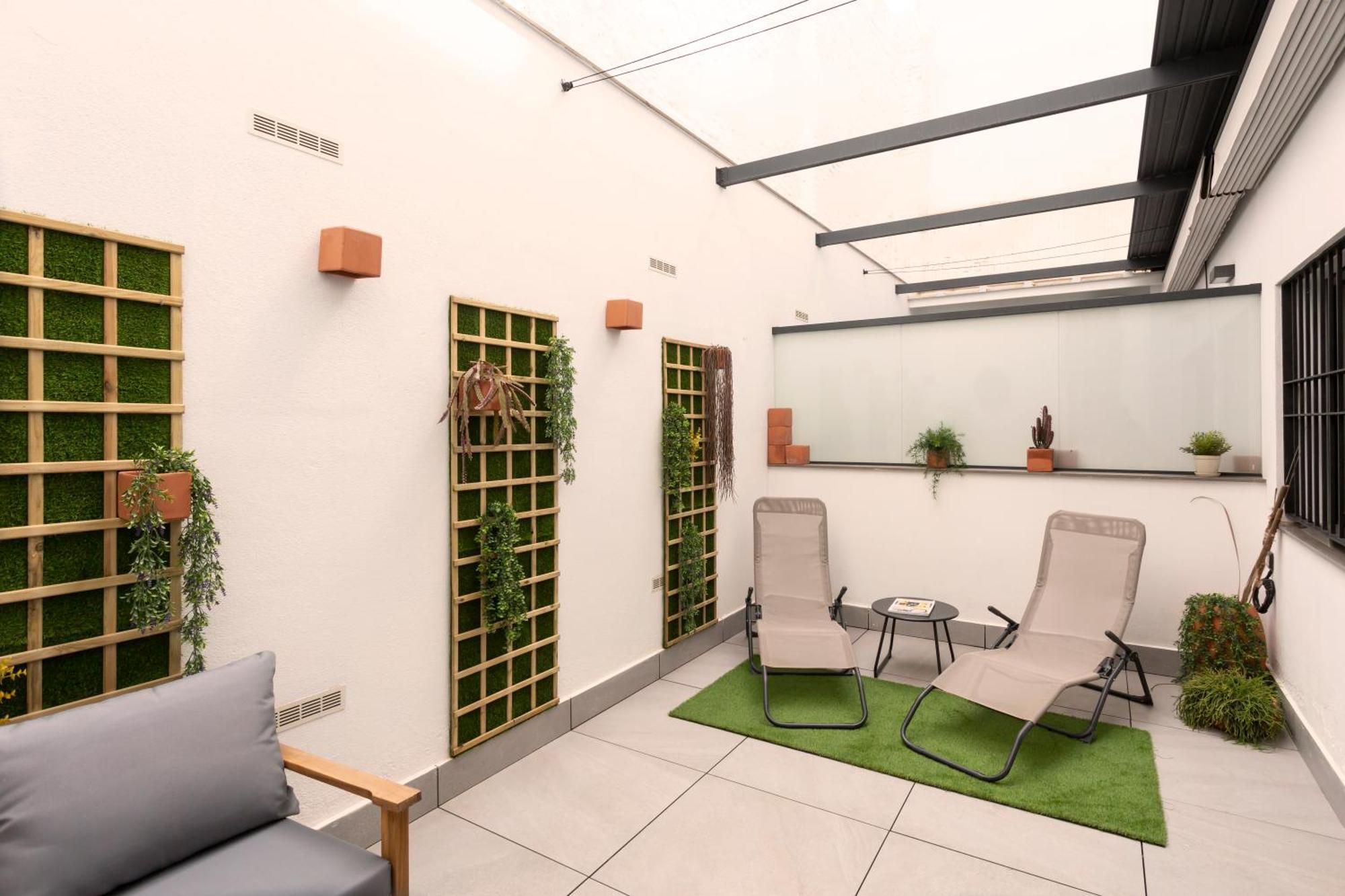 Apartamentos Bajeles Sevilla Urban Zewnętrze zdjęcie