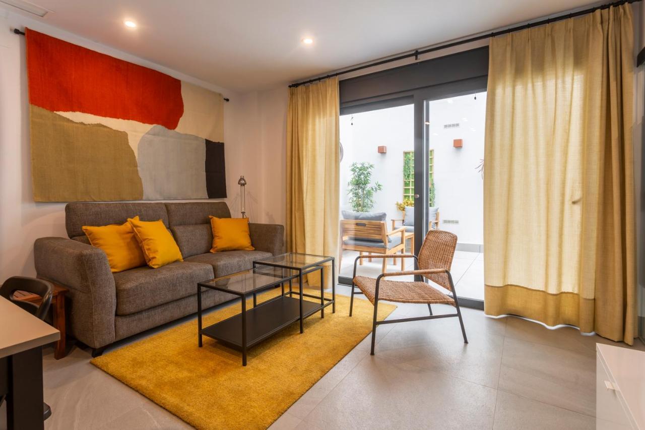 Apartamentos Bajeles Sevilla Urban Zewnętrze zdjęcie