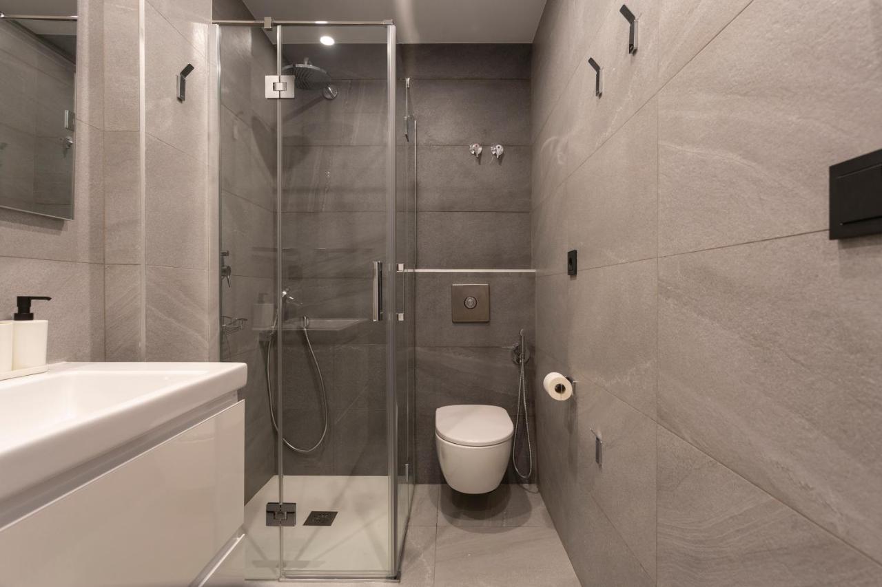 Apartamentos Bajeles Sevilla Urban Zewnętrze zdjęcie